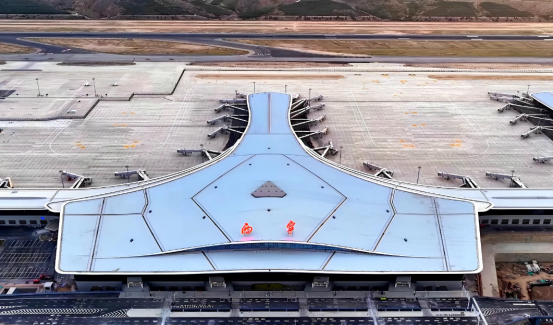 盼盼木门经典案例——西宁曹家堡机场